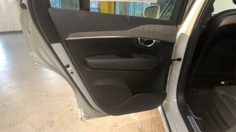 2022 Volvo XC90 T6 Inscription 7-Passenger