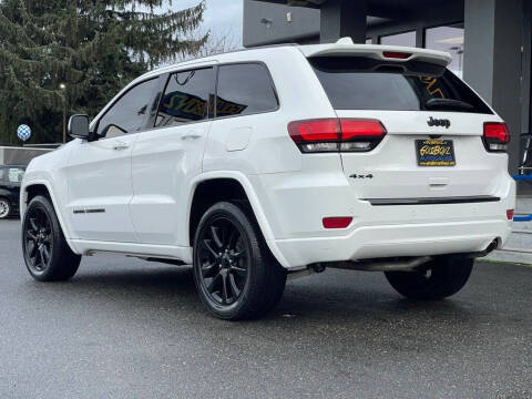2018 Jeep Grand Cherokee Altitude