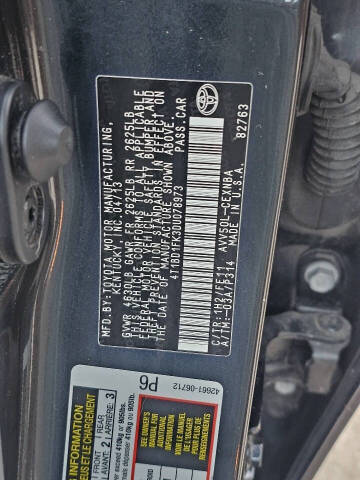 2013 Toyota Camry Hybrid LE