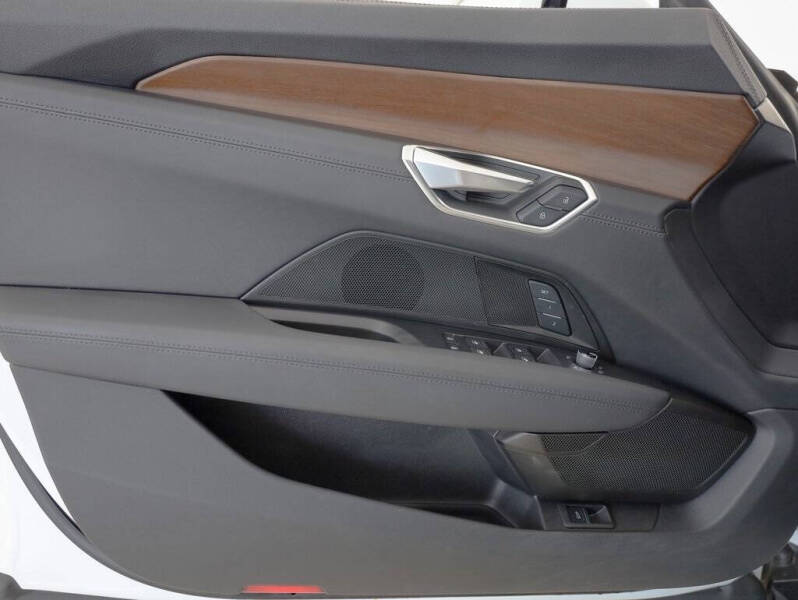 2022 Audi e-tron GT quattro Premium Plus