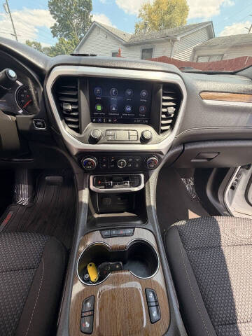 2020 GMC Acadia SLE