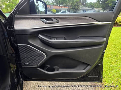 2023 Jeep Grand Cherokee