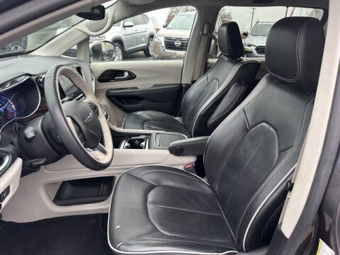 2021 Chrysler Pacifica Hybrid Limited