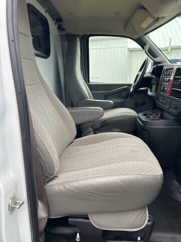 2018 Chevrolet Express 2500