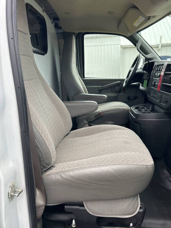 2018 Chevrolet Express 2500