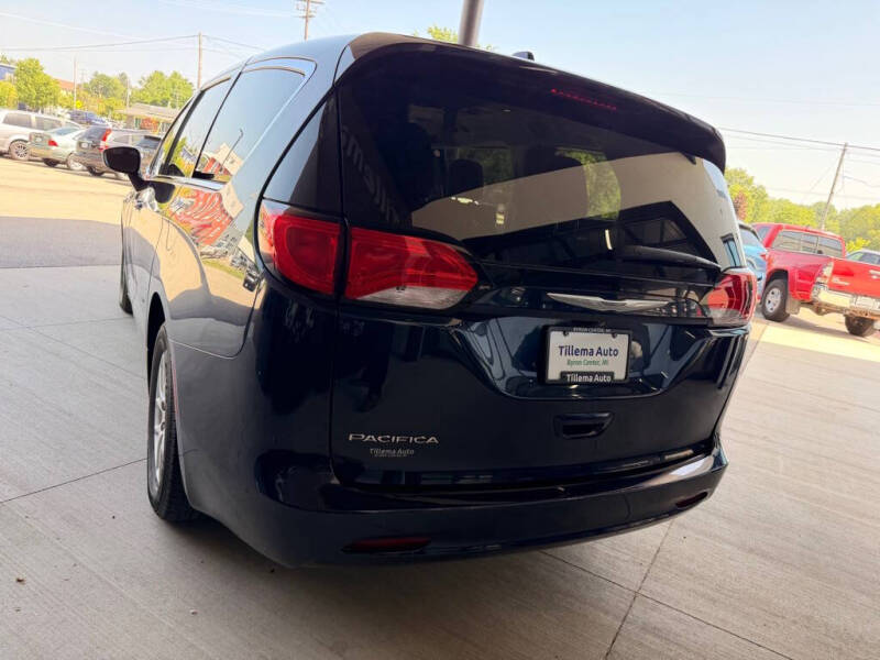 2017 Chrysler Pacifica Touring