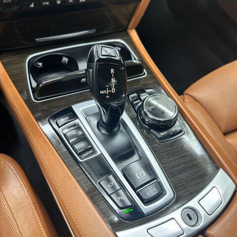 2015 BMW 7 Series