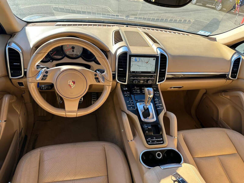 2011 Porsche Cayenne S