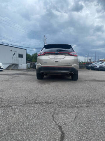 2017 Ford Edge Titanium