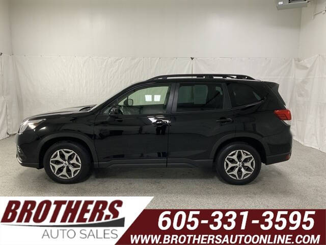 2023 Subaru Forester Premium