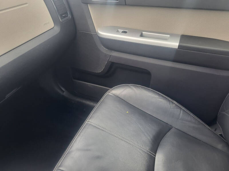 2011 Mercury Mariner Premier I4