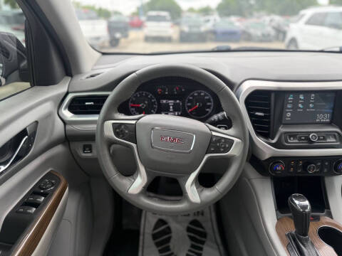 2017 GMC Acadia SLE-1