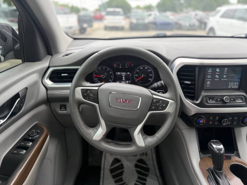 2017 GMC Acadia SLE-1