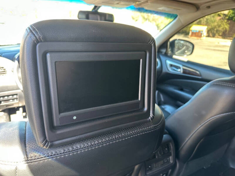 2016 Nissan Pathfinder Platinum