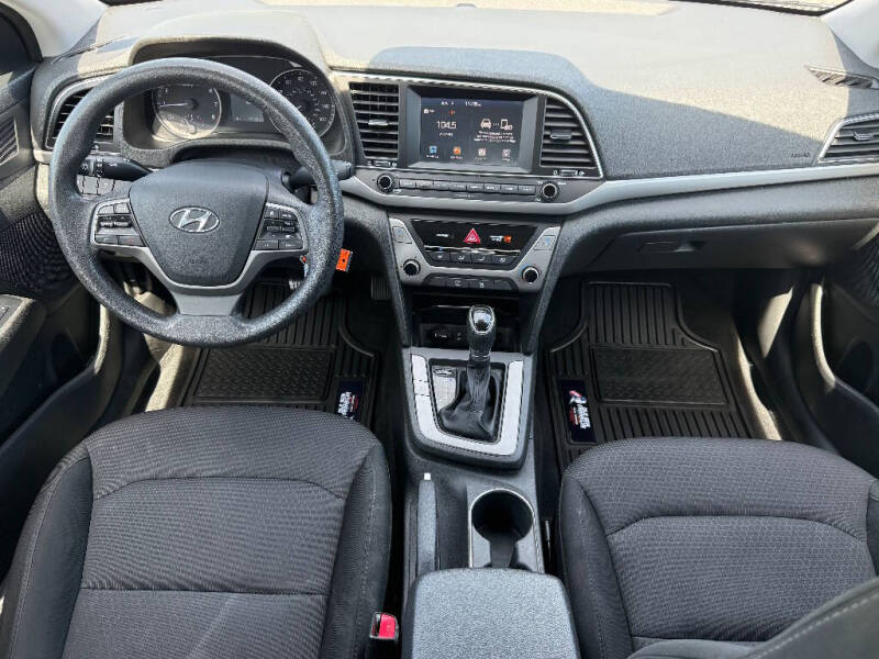 2018 Hyundai Elantra