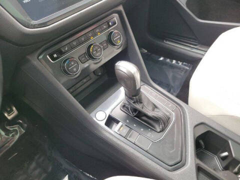 2021 Volkswagen Tiguan SE R-Line Black