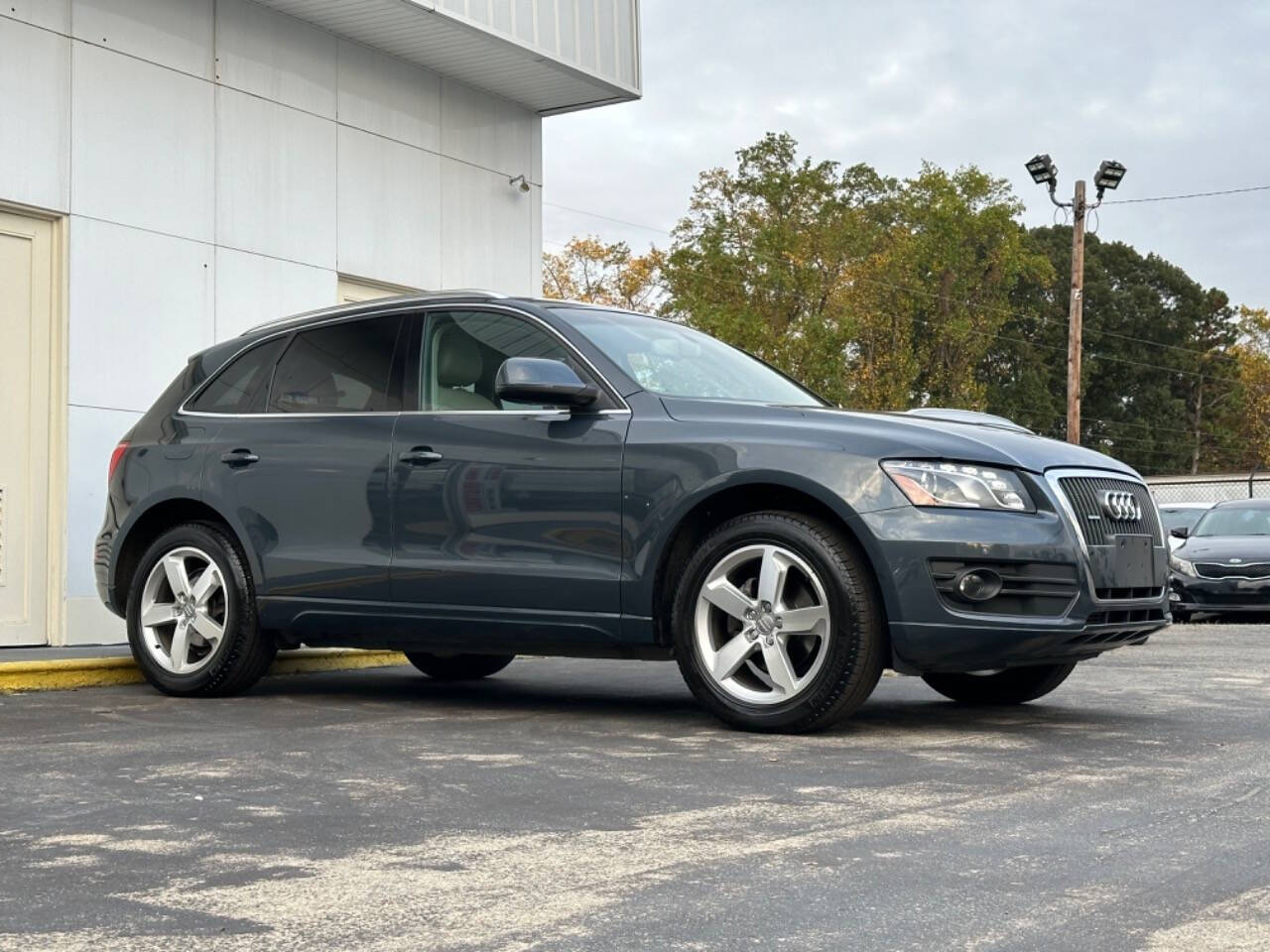 2011 Audi Q5 for sale at Prompt Luxury Cars LLC in Austell, GA