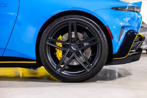 2025 Aston Martin Vantage