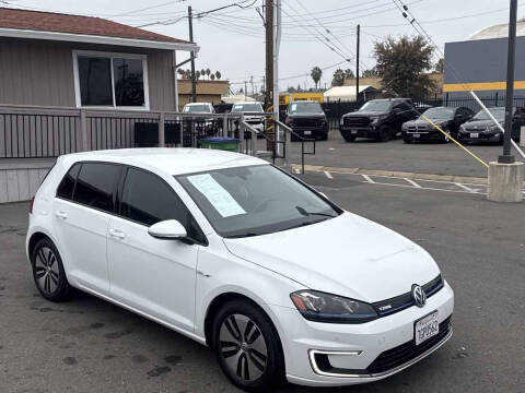 2015 Volkswagen e-Golf SEL Premium