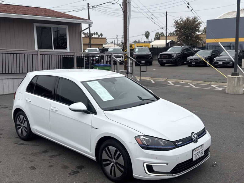 2015 Volkswagen e-Golf SEL Premium