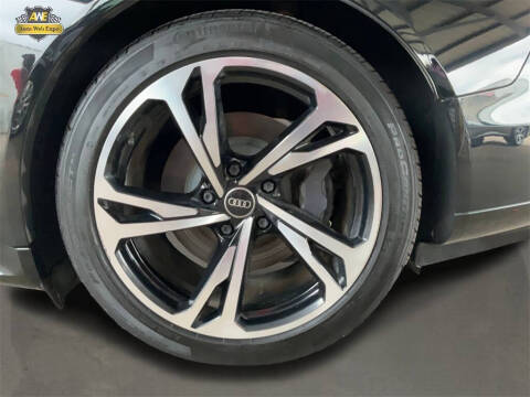 2022 Audi e-tron GT quattro Premium Plus