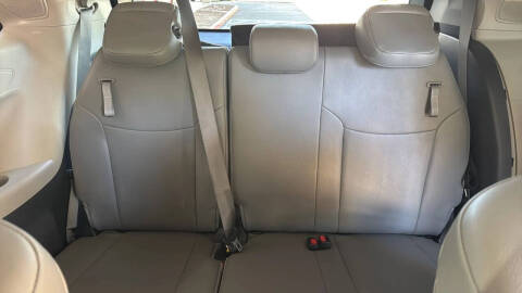 2022 Toyota Sienna Limited 7-Passenger