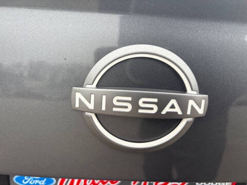 2023 Nissan Versa SV