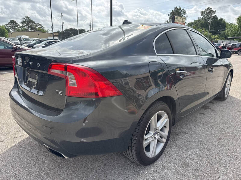 2015 Volvo S60 T5 Drive-E Platinum