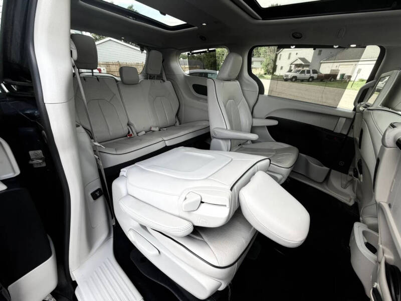 2019 Chrysler Pacifica Hybrid