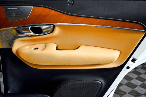 2018 Volvo XC90 T6 Inscription