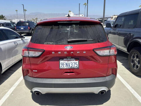 2022 Ford Escape SE