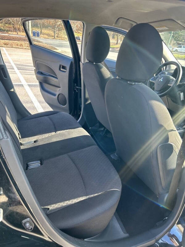 2020 Mitsubishi Mirage ES