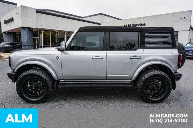 2024 Ford Bronco Outer Banks