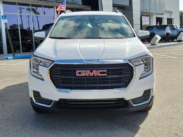 Used 2022 GMC Terrain SLE with VIN 3GKALMEV9NL207489 for sale in Miami, FL