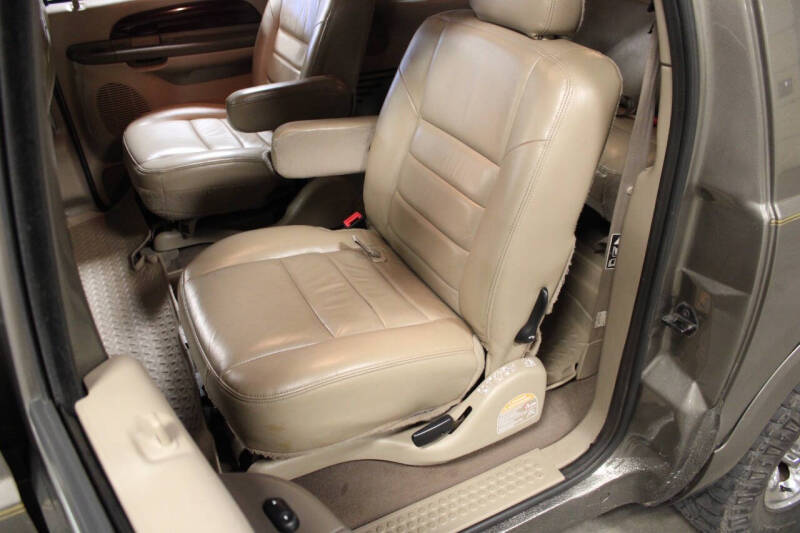 2004 Ford Excursion Limited