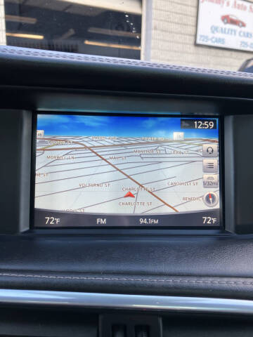 2018 Infiniti QX30 Premium