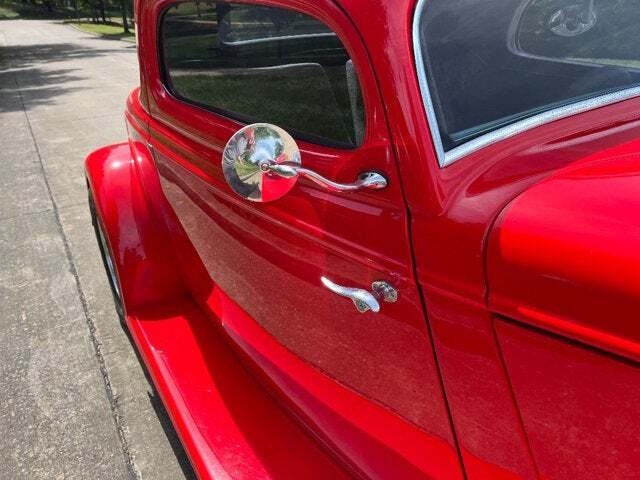 1934 Ford COUPE 20