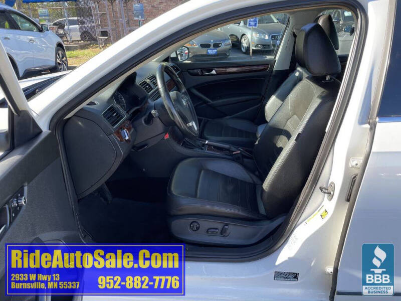 2013 Volkswagen Passat SEL