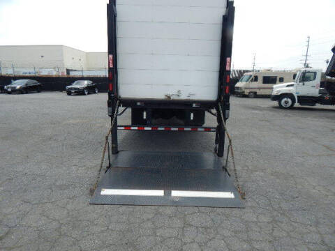 2016 Freightliner M2 106