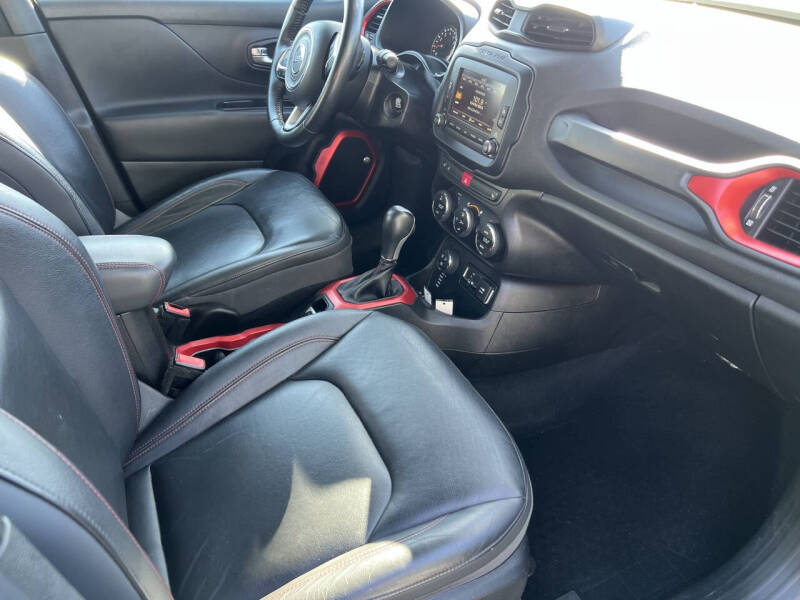 2016 Jeep Renegade Trailhawk