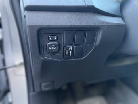 2013 Toyota Prius Three