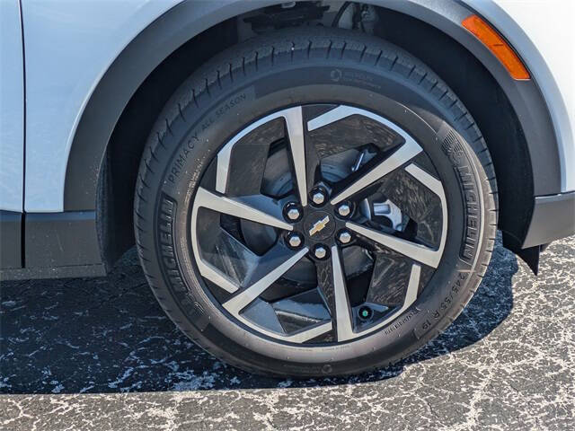 2026 Chevrolet Equinox EV LT 2