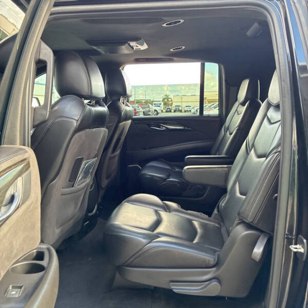 2020 Cadillac Escalade ESV Platinum