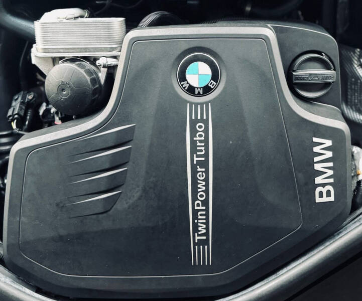 2015 BMW 3 Series 320i