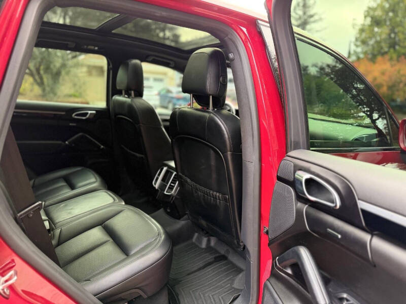 2017 Porsche Cayenne