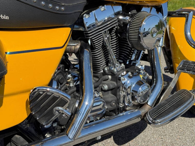 2005 Harley-Davidson FLH