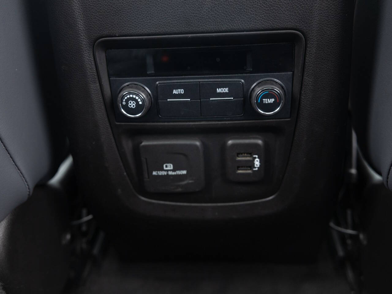 Used Car 2018 Buick Enclave  Essence 4x4 4dr Crossover For Sale Under $15,000 In Coal City, Illinois