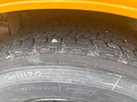 2009 Freightliner B2 Chassis