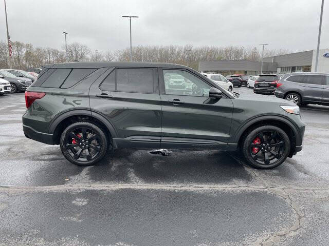 2022 Ford Explorer ST