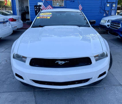 2012 Ford Mustang V6
